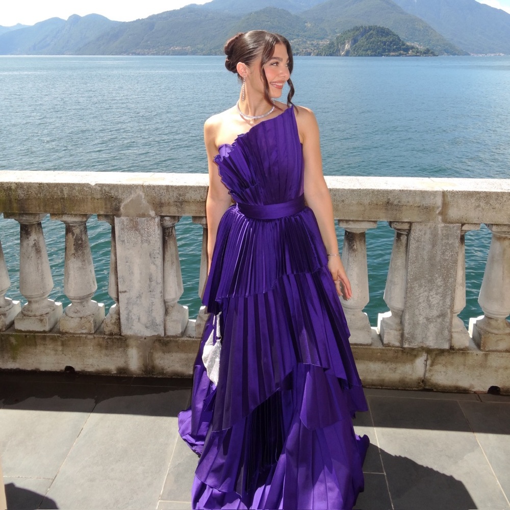 TARIK EDIZ Elegant Purple Evening Gown